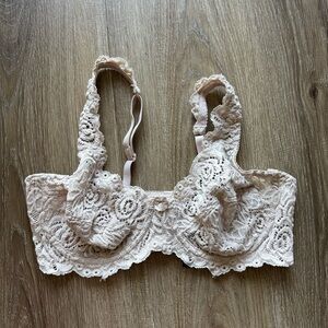 Lace Bralette in Cream